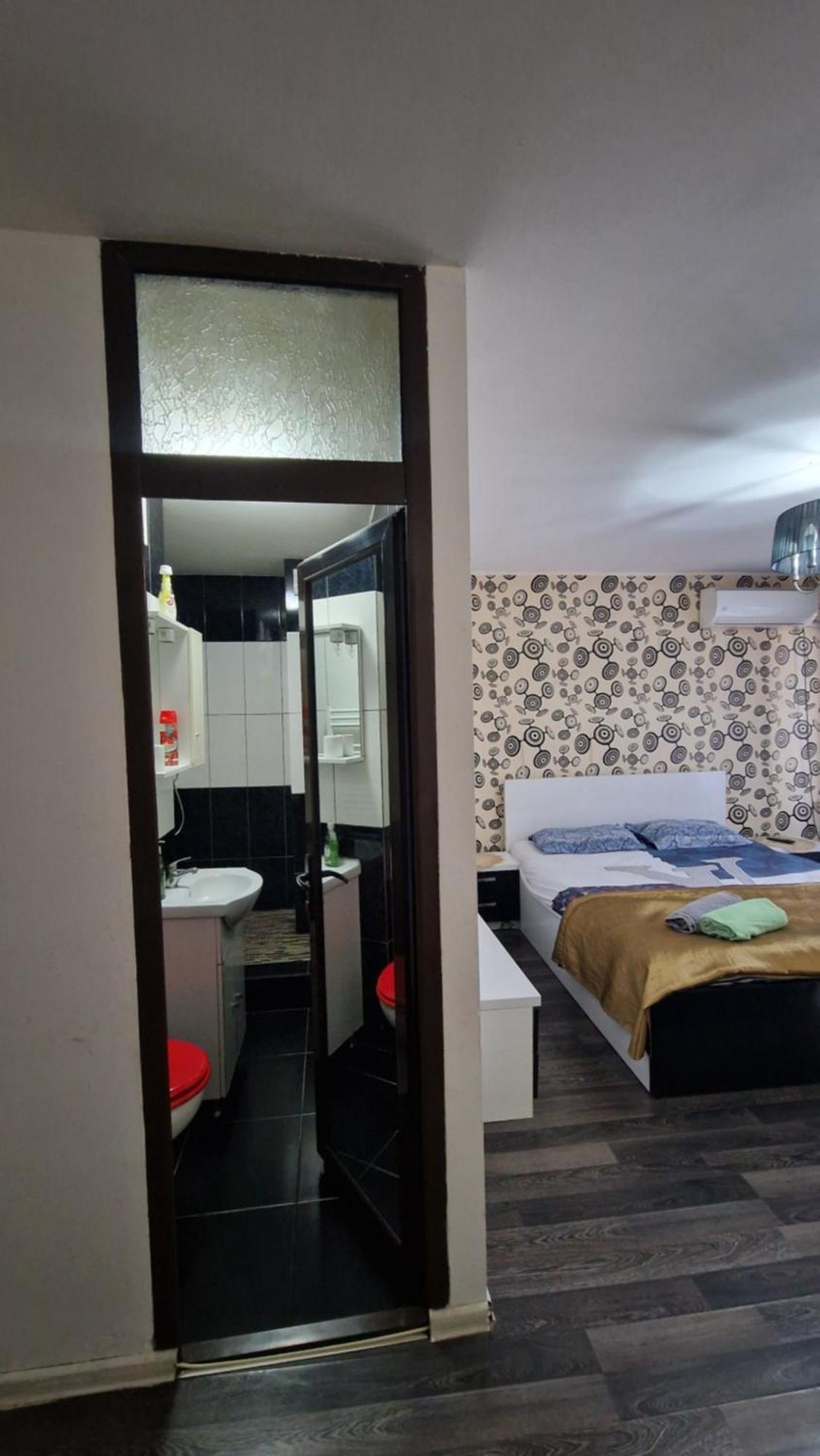 Apartament Vintage Galaţi Екстериор снимка